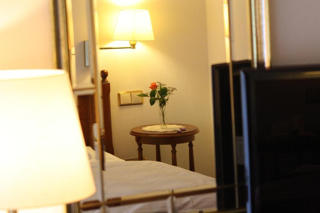 Hotel Koenig-Stuben ビスピンゲン 部屋 写真